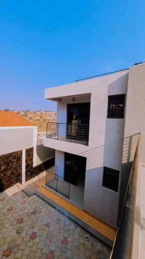 Luxury Home with a Rooftop View - Entire House